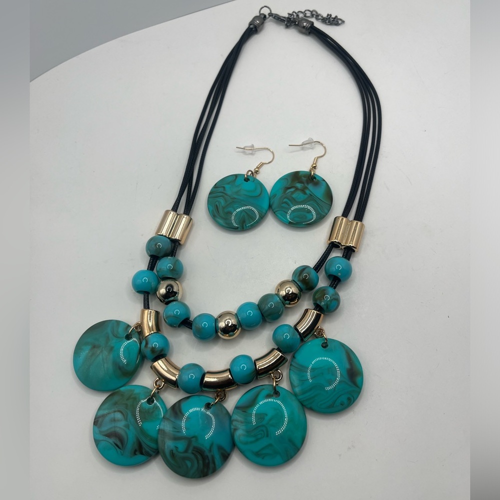 Turquoise and Gold Necklace and Earring Set
